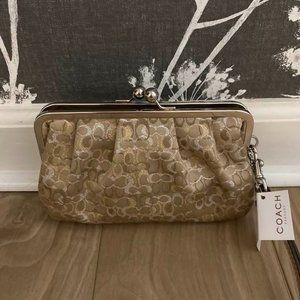 New Coach Wristlet